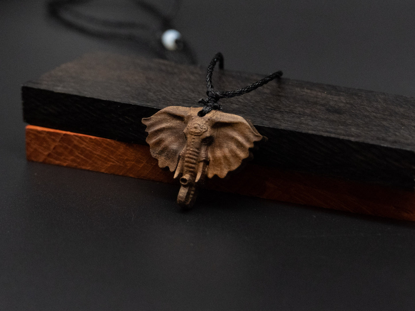 Elephant head pendand,wood carving,elephant head necklace,carve wooden pendant,carve pendant,Symbolizes strength, loyalty and longevity