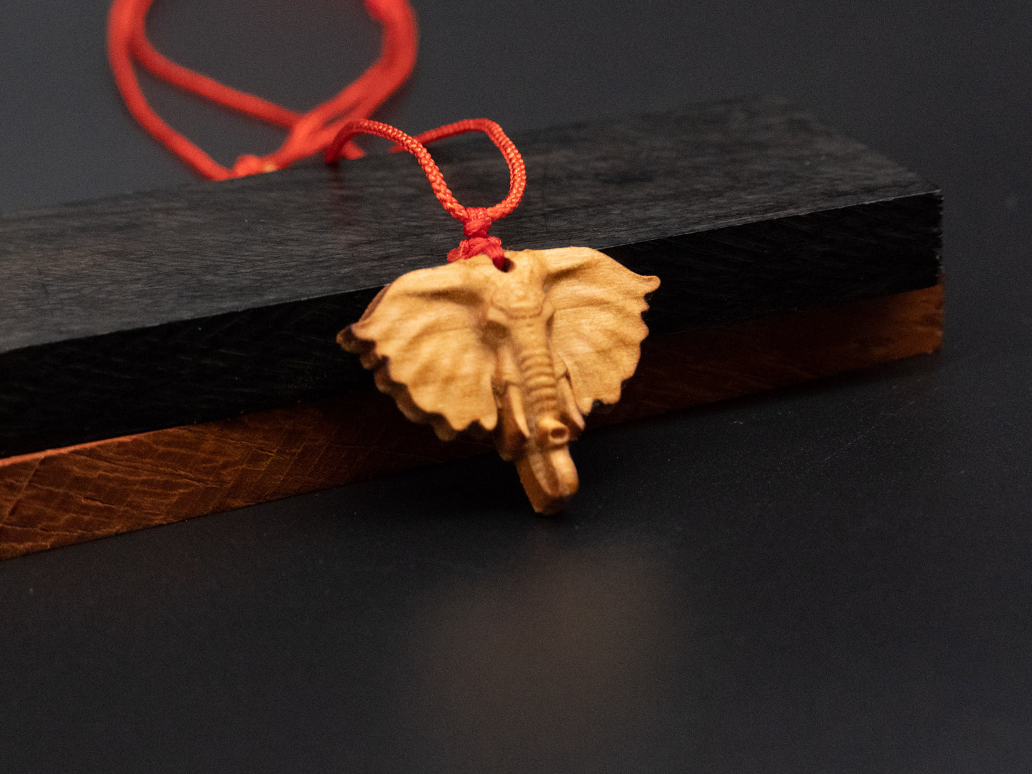 Elephant head pendand,wood carving,elephant head necklace,carve wooden pendant,carve pendant,Symbolizes strength, loyalty and longevity