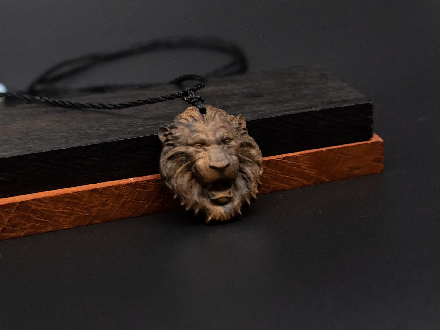 Lion head pendand,wood carving,Lion head relief,Lion head necklace,carve wooden pendant,carve pendant,carve wood