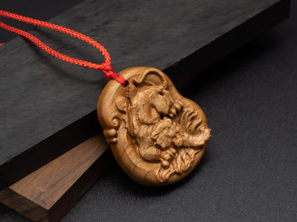 wood pendant,Tiger pendant,engraved necklace,carve wood Tiger necklace,gift for him,Animal Necklace,Exotic Wood Necklace