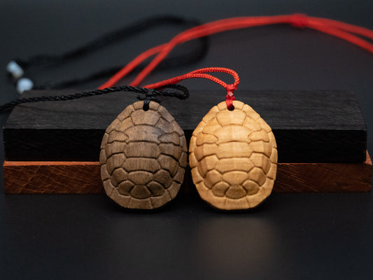 turtle necklace,turtle pendant,turtle shell,turtle gift,wood pendant,wood turtle  pendant,wood carving,turtle shell pendant,