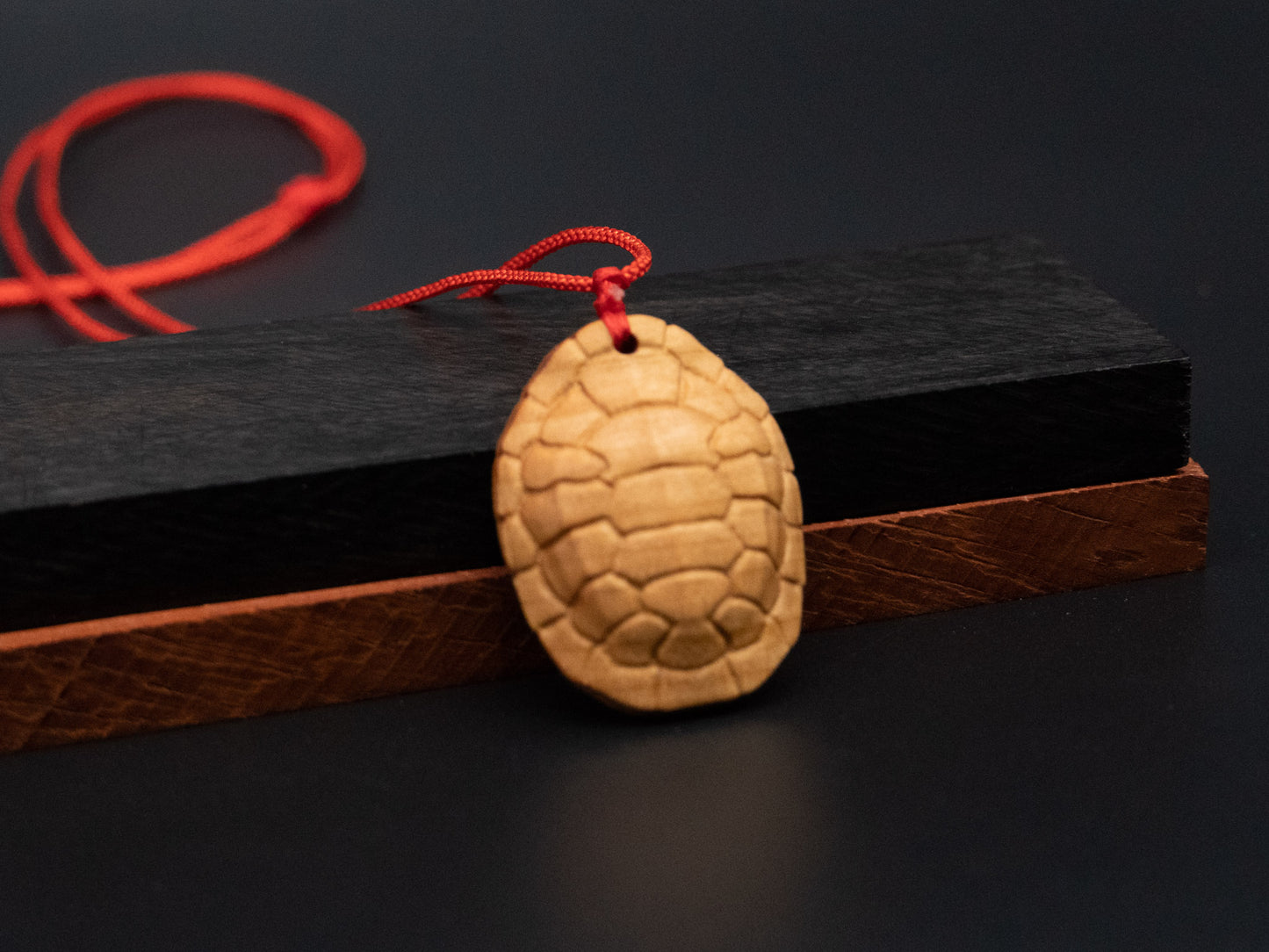 turtle necklace,turtle pendant,turtle shell,turtle gift,wood pendant,wood turtle  pendant,wood carving,turtle shell pendant,