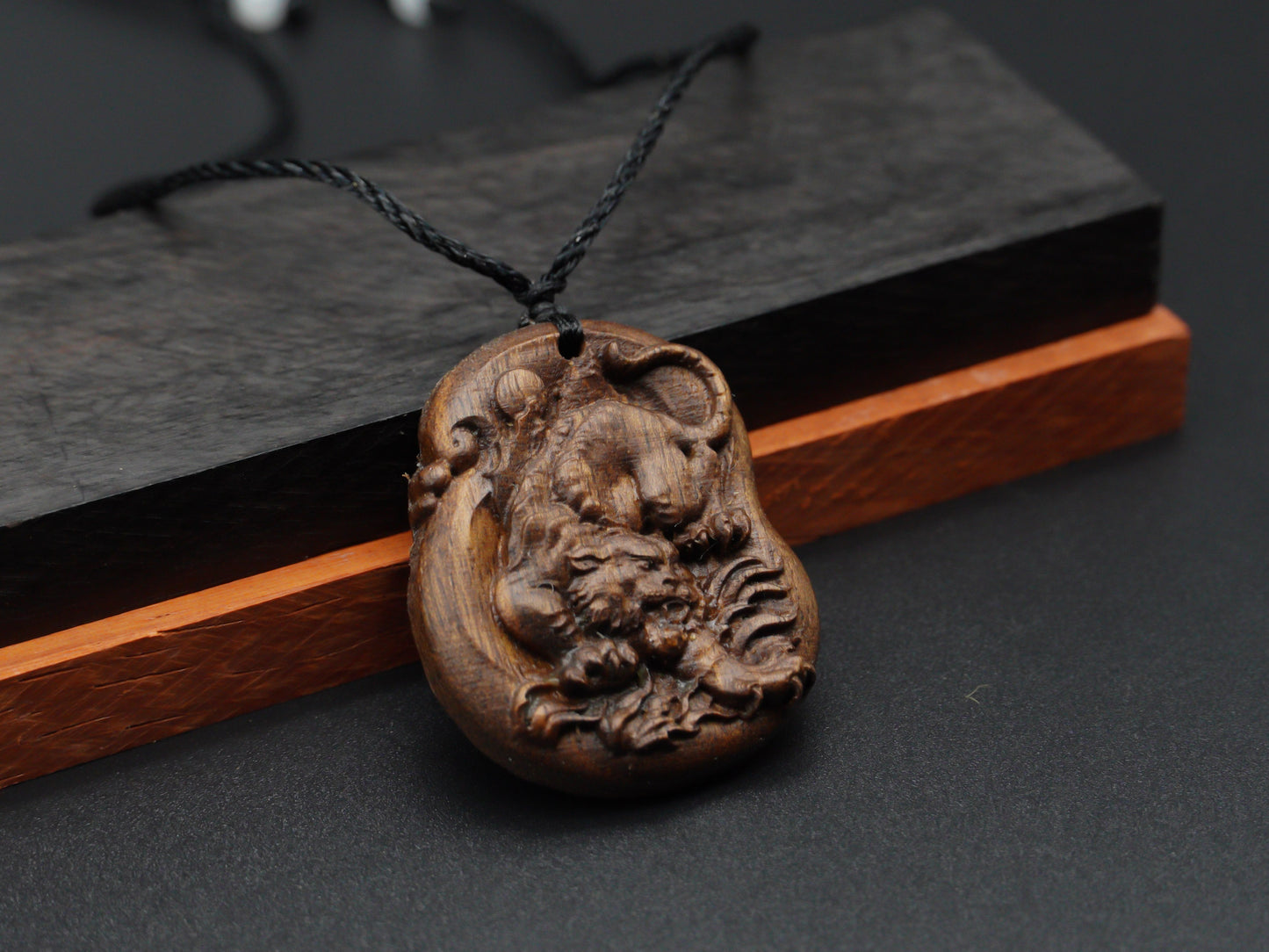 wood pendant,Tiger pendant,engraved necklace,carve wood Tiger necklace,gift for him,Animal Necklace,Exotic Wood Necklace