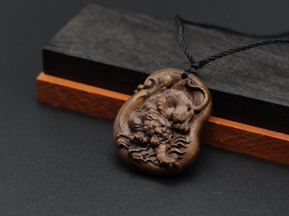 wood pendant,Tiger pendant,engraved necklace,carve wood Tiger necklace,gift for him,Animal Necklace,Exotic Wood Necklace