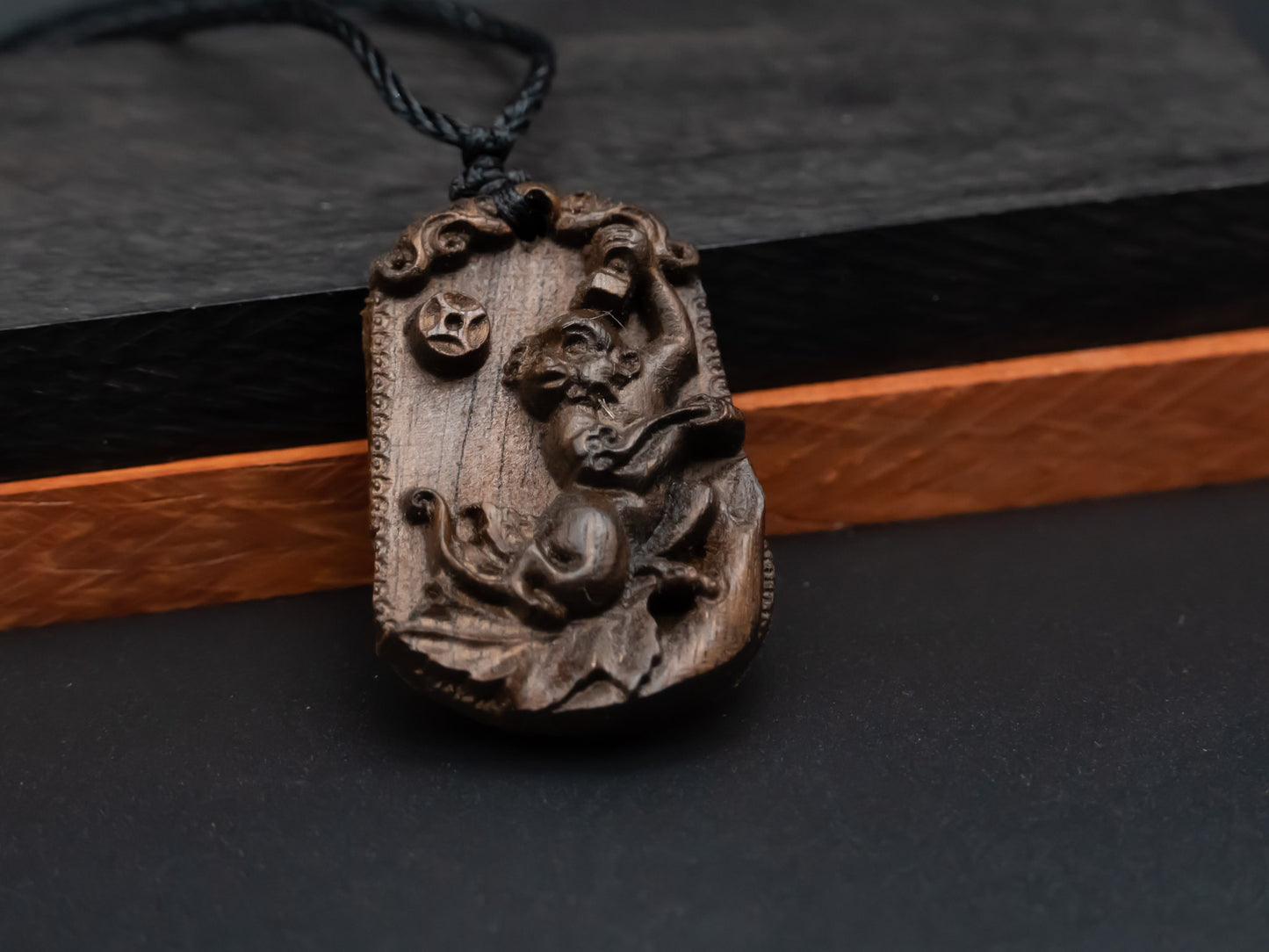 monkey pendant necklace,wood pendant,carve pendant,carve monkey pendant,carve wood  necklace,Zodiac