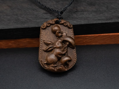 wood pendant,rabbit pendant,engraved necklace,birthday gift,year of the rabbit,carve rabbit pendant,carve  wood necklace,Zodiac