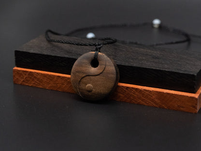 Tai Chi  pendant,yin yang necklace,Taoism,Taiqi symbol,wood carving,carve pendant,carve wood,carve wooden pendant