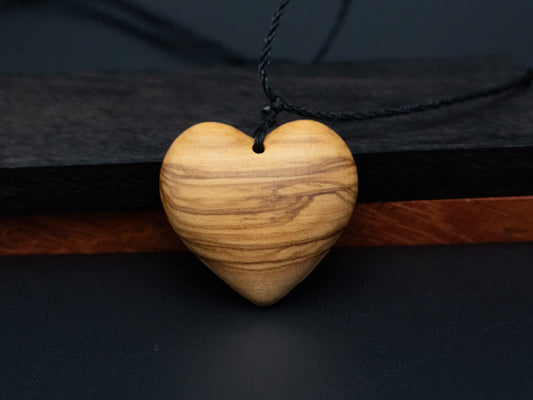 Heart pendant,Unique love heart jewelry,carve pendant necklace,carve olive wood pendant necklace,wood carving,wood pendant,olive heart