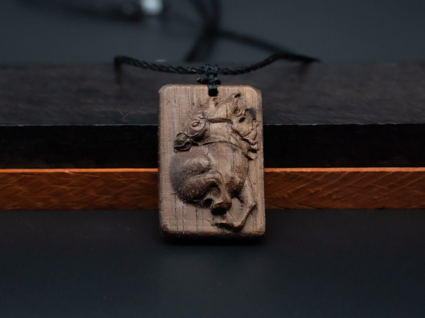 Horse pendant,wood pendant,horse necklace,wood carving,carve pendant,carve wooden pendant,symbolized strength, vitality,courage and freedom