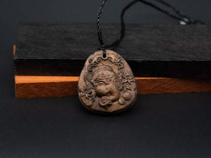 Elephant head pendant,wood carving,elephant head necklace,carve wooden pendant,carve pendant,Symbolizes strength, loyalty and longevity