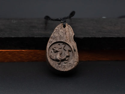 tiger necklace,wood pendant,engraved necklace,mens necklace,animal necklace, wood tiger necklace,Symbolizing unstoppable force,vintage tiger