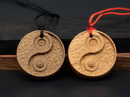 Tai Chi pendant,yin yang necklace,Taoism,Taiqi symbol,wood carving,carve pendant,carve wood,carve wooden pendant