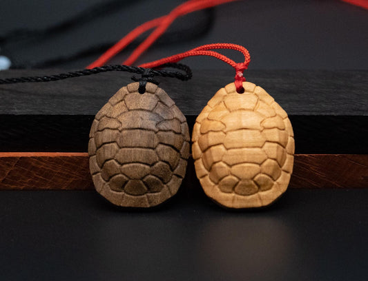 turtle necklace,turtle pendant,turtle shell,turtle gift,wood pendant,wood turtle pendant,wood carving,turtle shell pendant,