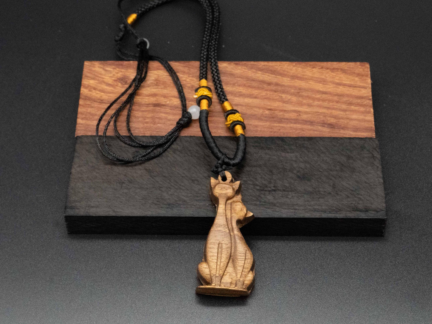 animal jewelry gift,wooden cat,cat pendant,cat necklace,wood carving,carve pendant,carve cat pendant,carve wooden pendant