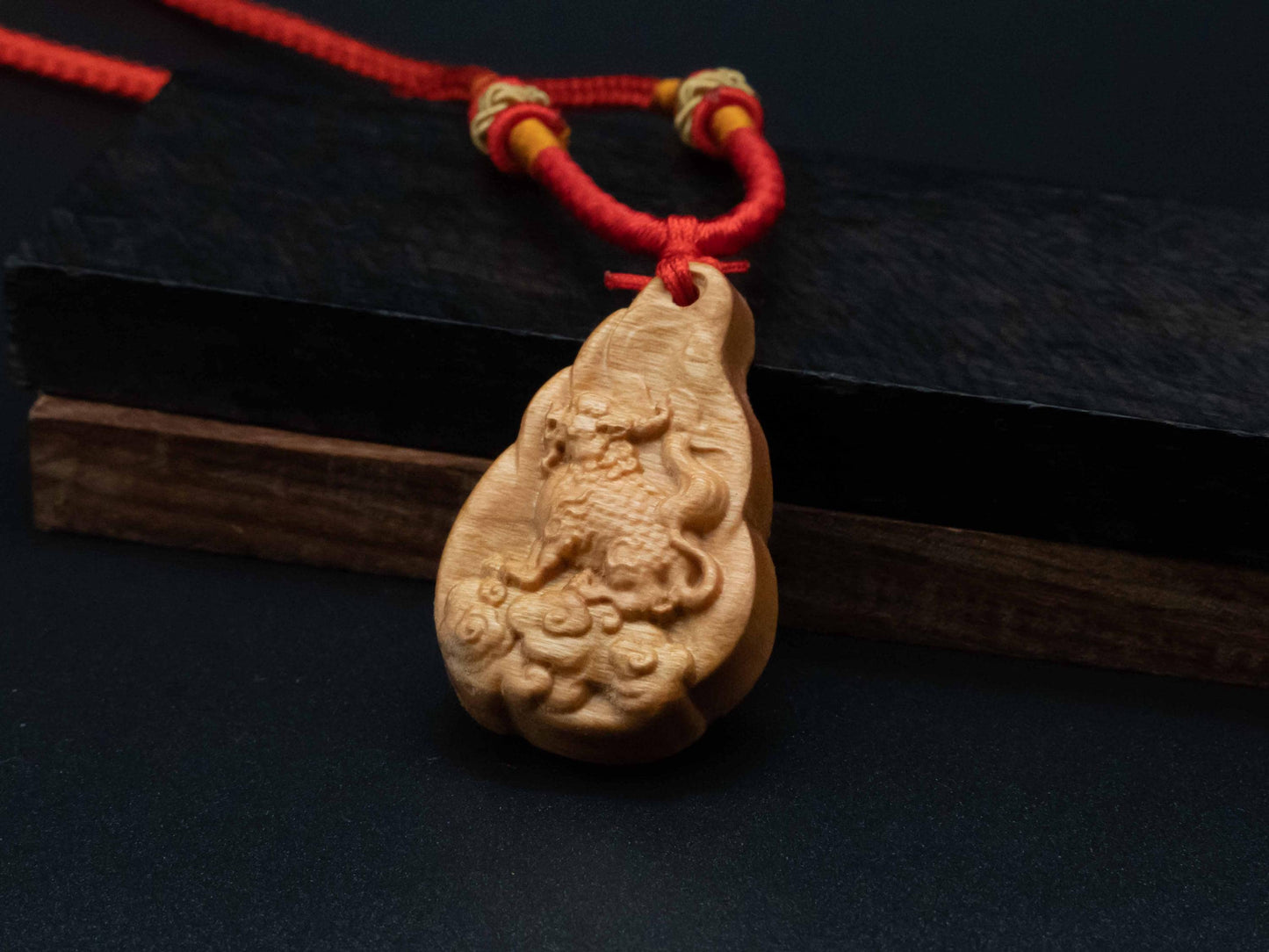 Lion pendand,wood carving,Lion head relief,Lion necklace,carve wooden pendant,carve pendant,carve wood