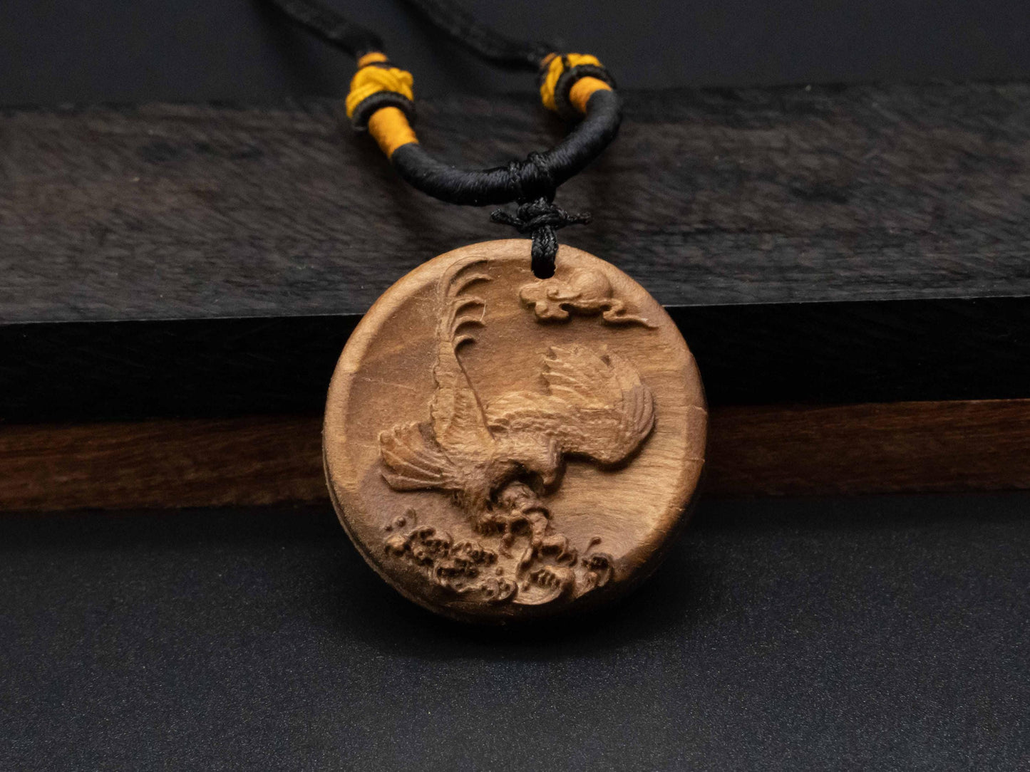 eagle necklace,eagle pendant,eagle gift,wood pendant,wood eagle pendant,wood carving,bird necklace,animal jewlery gift