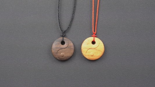 Tai Chi pendant,yin yang necklace,Taoism,Taiqi symbol,wood carving,carve pendant,carve wood,carve wooden pendant